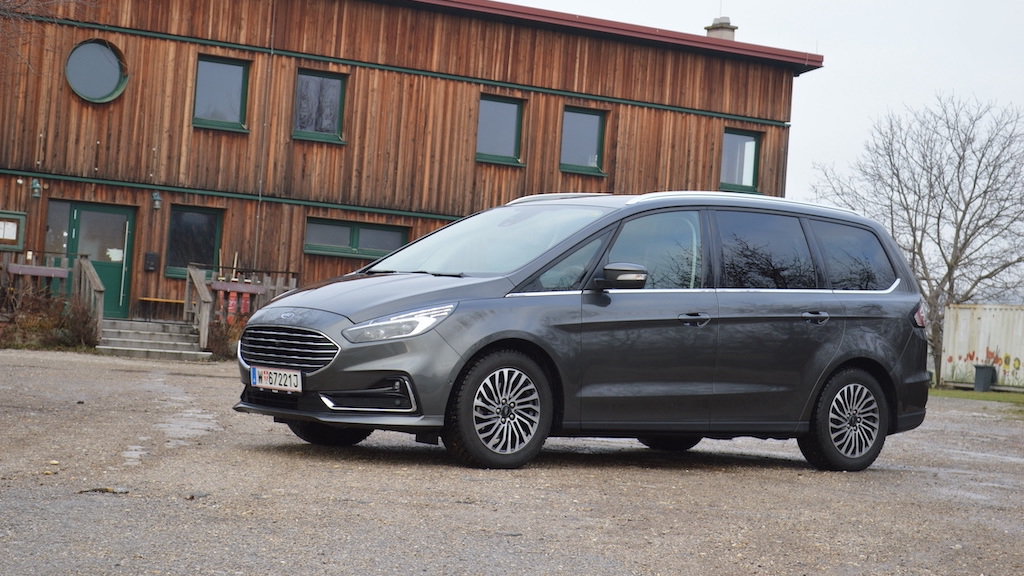 Test: Ford galaxy V-line 2,5 duratec hybrid 140 kW FHEV